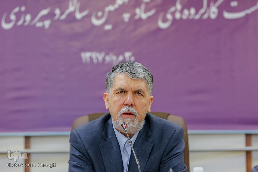چهلمین سالگرد پیروزی انقلاب، فرصتی برای تقویت نظام باشد
