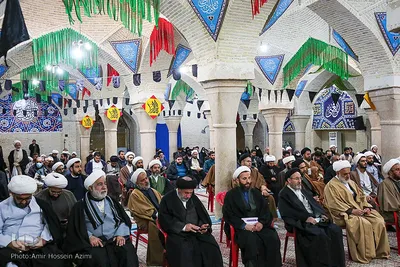تجمع طلاب حوزه علمیه شیراز در محکومیت اهانت به ساحت مقدس پیامبر اعظم