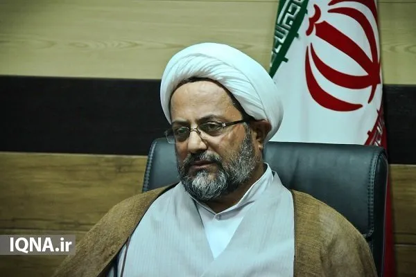 لزوم تقویت روحیه مقاومت و انقلابی‌گری در جامعه