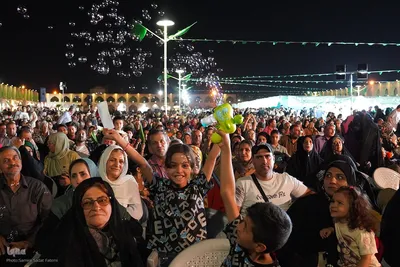 جشن میلاد پیامبر (ص) در میدان امام علی (ع) اصفهان