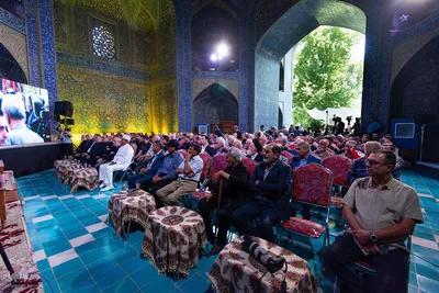 آیین بزرگداشت استاد فرشچیان در اصفهان