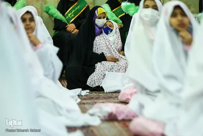مراسم جشن تکلیف 42 دختر در امامزاده پنج تن لویزان