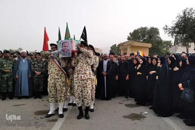 مراسم وداع با پیکر مطهر سروان شهید«رضا کریمی» در تیپ ۵۵ هوابرد شیراز