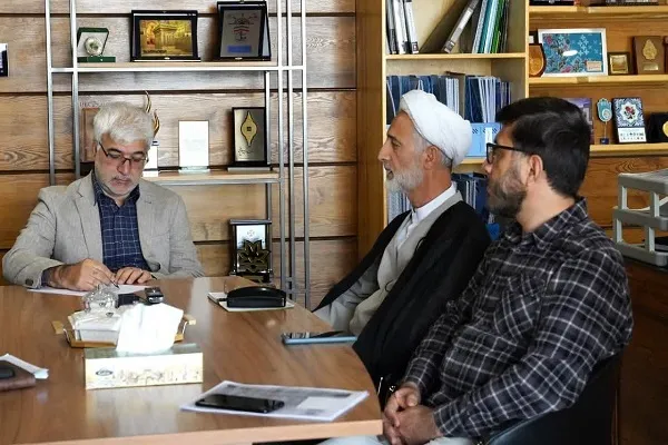 توسعه همکاری‌های علمی المصطفی با ISC