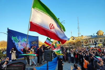 جشن مردم همدان در حمایت از اقدامات سپاه پاسداران‎