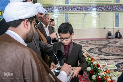 محفل انس با قرآن دانش آموزی در اهواز 