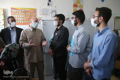 بازدید قالیباف از اردوی جهادی شهید کاظمی آشتیانی