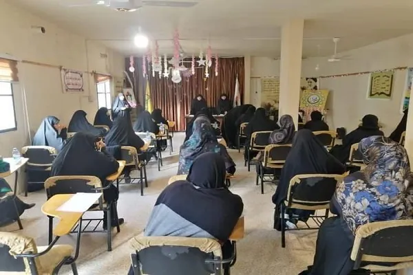 مؤسسة لبنانية تمتحن طالباتها اللواتي ختمن مرحلة الإجازة القرآنية + صور