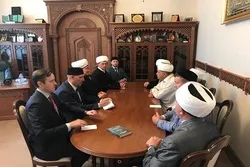 Встреча муфтия шейха Равиля Гайнутдина с делегацией ДУМ НО в Московской соборной мечети
