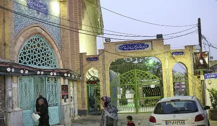 همراه با مسجدی فعال در همسایگی آستان امامزاده قاسم (ع)