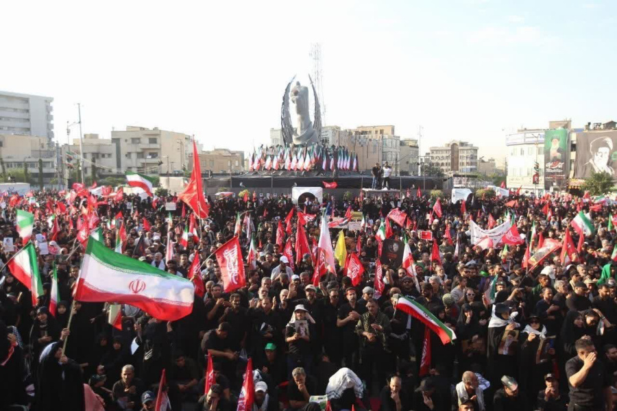 مراسم تشییع پیکر رهبر شهید در تهران