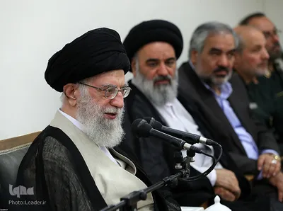دیدار دست‌اندرکاران کنگره شهدای استان کردستان با رهبر انقلاب