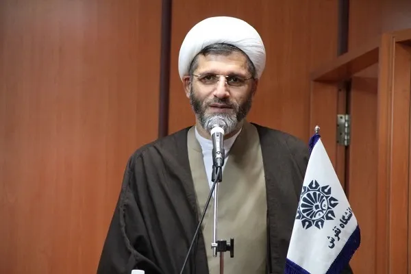 ۹۰ دانشجوی تفرشی معتکف شدند