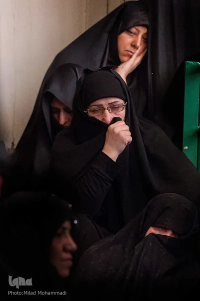 عزاداری دهه اول محرم در حسینیه سادات اخوی