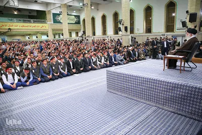 دیدار اعضای انجمن‌های اسلامی دانش‌آموزان با رهبر انقلاب