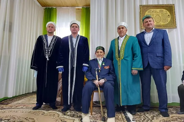 100-летнего ветерана построившего мечеть наградили в Татарстане