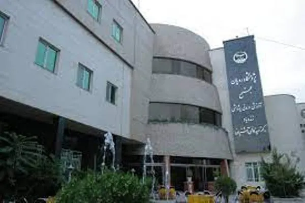 بازدید مدیران بنیاد فرهنگی روایت فتح از پژوهشگاه رویان