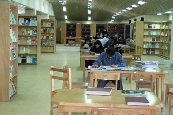 وجود ۶۴ هزار نسخه کتاب در کتابخانه‌های عمومی بانه