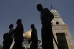 مسجدالاقصی؛ پذیرای نمازگزاران در شب احیای 27 رمضان