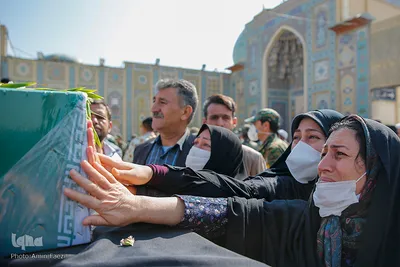 استقبال و تشییع پیکر ۴ شهید حادثه ناوچه کنارک در شیراز