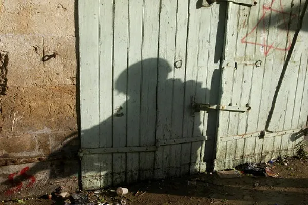 Occupied West Bank: Israeli Military Shoots 2-Year-Old Palestinian Toddler in Head