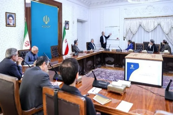 کارآمدسازی بخش دولتی نظام سلامت با ایجاد رضایتمندی کادر درمان و مردم