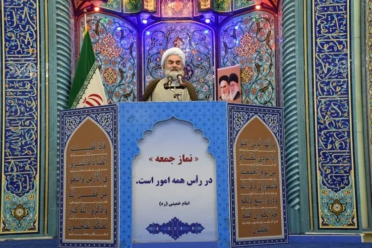 حضور آگاهانه مردم در عزاداری‌های حسینی توطئه دشمن را نقش بر آب کرد