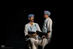 تئاتر سیبی که پرواز کرد در همدان‎