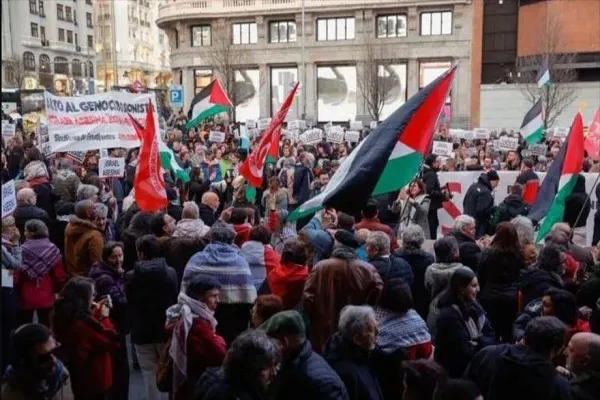 Protestan frente a embajada de EEUU en Madrid contra genocidio en Gaza