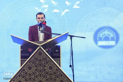 رقابت شرکت کنندگان در روز پایانی مسابقات قرآن کربلا