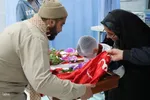 تجلیل از پرستاران بیمارستان امام حسین(ع) توسط گروه فرهنگی و جهادی خادم‌الشهداء‎