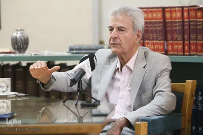 دکتر اصغر دادبه