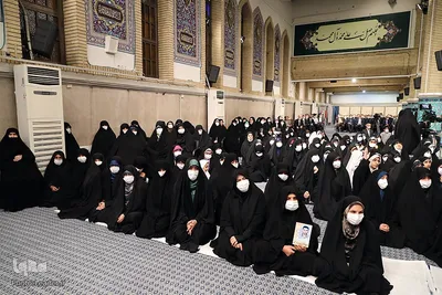 دیدار مسئولین و سفرای کشورهای اسلامی با رهبر انقلاب