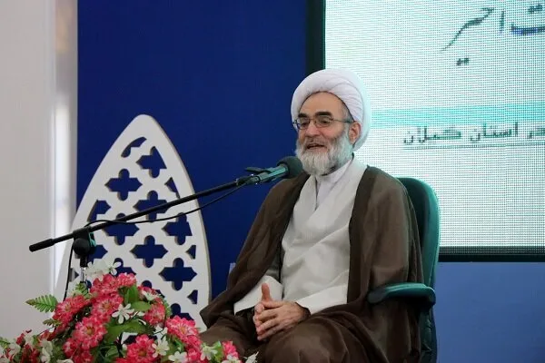 دختران جامعه ایرانی در عرصه‌های مختلف علمی و اجتماعی می‌درخشند