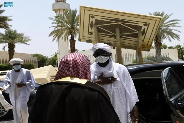 بازدید وزیر اوقاف سودان از چاپخانه قرآن مدینه