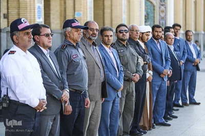 صبحگاه مشترک آتش‌نشانان شيراز در حرم شاهچراغ(ع)