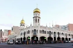 جنوبی افریقا: 139 سالہ قدیم مسجد میں اچانک آگ بھڑک اٹھی