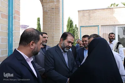 شور انتخابات در گلستان شهدای اصفهان