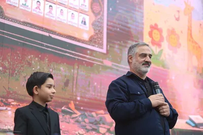 تجمع کودکان و نوجوانان در چهلمین روز شهادت دانش‌آموزان مینابی