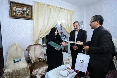 دیدار جامعه قرآنی با خانواده شهیدان عبدالهی