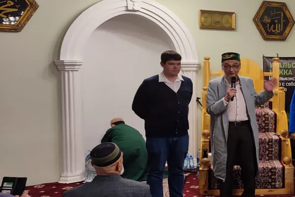 Мечеть Екатеринбурга продолжает принимать значимых гостей в месяц Рамадан