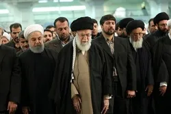 Ali Rəhbər Ayətullah Haşimi Şahrudiyə cənazə namazı qıldı