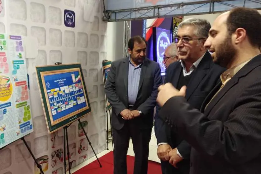 بازدید رئیس جهاددانشگاهی از نمایشگاه ملی دستاوردهای انقلاب اسلامی و دفاع مقدس