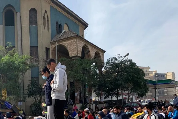 دارالفتوای مصر: شرکت نکردن در نماز جمعه به دلیل ترس از ابتلا به کرونا جایز است