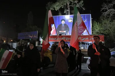 بیعت مردم شیراز در نخستین شب سال ۱۴۰۵ با رهبر معظم انقلاب