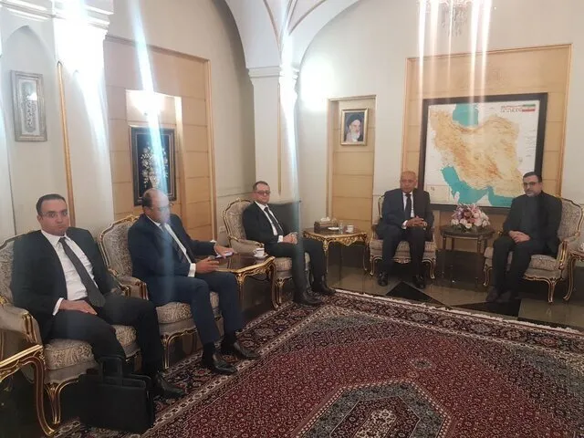 Mısır Dışişleri Bakanı İran'da