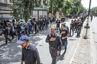 دسته عزاداری روز عاشورا در همدان‎