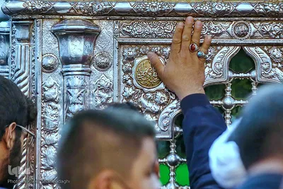 میلاد امام علی(ع) در حرم کریمه اهل‌بیت (س)