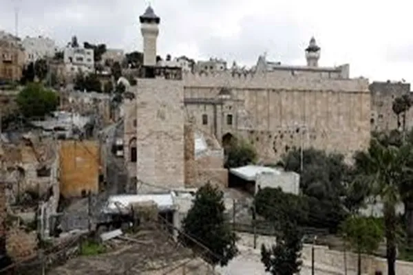 Le directeur de la mosquée Ibrahimi dénonce sa judaïsation