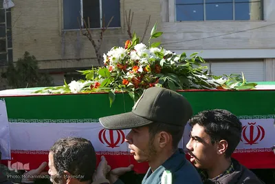 تشییع پیکر دو جانباز دفاع مقدس در اصفهان